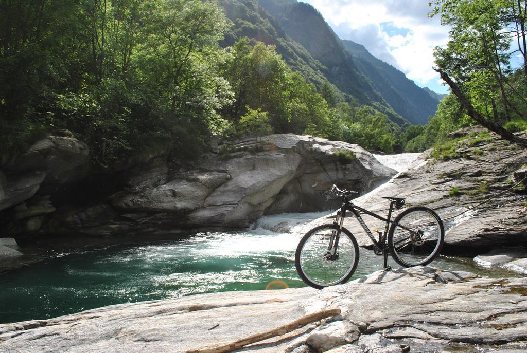 Myverzasca Resort Ai Piee Brione  Exteriör bild